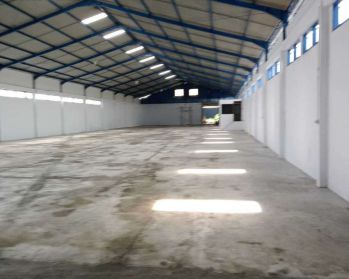 Disewakan gudang kawasan pergudangan luas 2050m2 lokasi solo