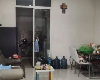 Disewakan Rumah Cluster Amerika Semi Furnished 6x15 Green Lake City