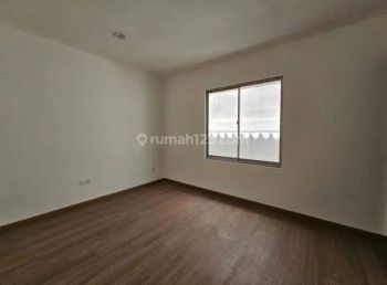 Sewa Rumah Golf Island Pik Ukuran 8x15 3 Kamar 2 Lantai Bagus