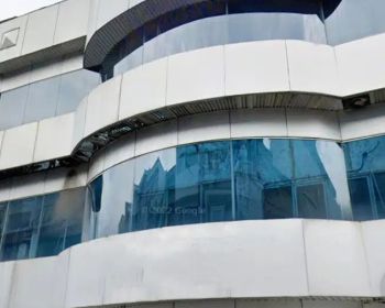 Ruko 3 gandeng, 4 lantai di Kebayoran Baru, Jakarta Selatan