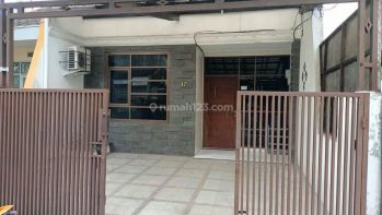 Disewakan Rumah Apik Siap Huni Semi Firnished