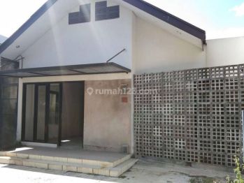 Disewakan Rumah di jln Emung Karapitan