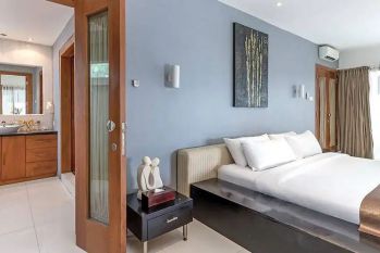 Rental Daily VIlla 6 Bedrooms in Jimbaran Bali - BVI32489