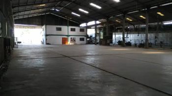 Gudang luas siap pakai