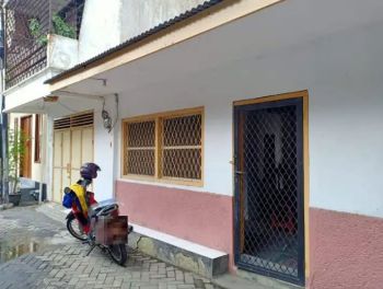 Dijual Murah Rumah Kantor Layak Huni di Krembangan Indrapura Surabaya