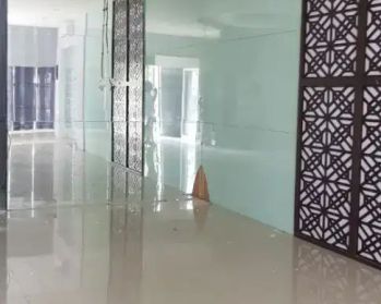 Gedung 4 Lantai dekat Stasiun MRT Lebak Bulus