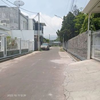 Dijual rumah luas sudah renovasi dekat sor arcamanik bandung