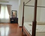 thumbnail-rumah-4-kamar-pesangrahan-bintaro-7