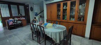 Rumah di jalan Cikatomas 2 Kebayoran Baru