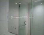 thumbnail-apartemen-furnish-waterplace-surabaya-dekat-mall-liea101-1