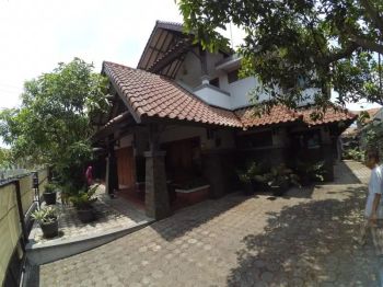 RUMAH MEWAH CIBIRU INDAH CILEUNYI