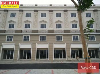 Disewa ruko green lake city hadap jalan