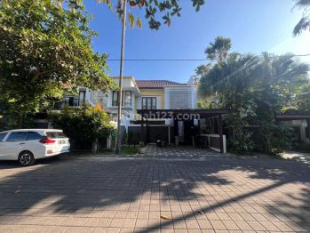 Villa Minimalis Strategies Sunset Road Kuta Bali