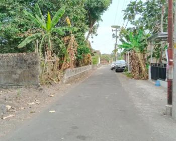 Di jual tanah SHM pekarangan murah di jl Kaliurang km 13