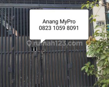 Dijual ruko 3 lantai hitung tanah  Pangeran Jayakarta