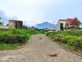 view pegunungan tanah lokasi terbaik