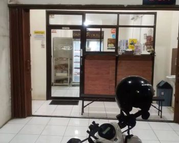 Disewakan ruko/ toko di Jl. Raya Karang Satria, Bekasi