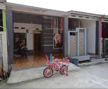 Dikontrakan rumah siap huni 2 kamar tidur 1 ruang tamu