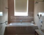 thumbnail-sewa-apartemen-pakubuwono-spring-2-bedroom-lantai-tengah-applewood-12