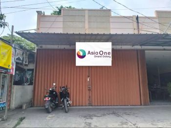 Ruko Cakep Pinggir Jalan, Siap Pakai Cocok Buat Dagang