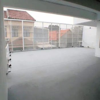 Dijual Rumah Kantor, Cocok Untuk Caffe, Kost2 An Dll. Di Jkt Sel