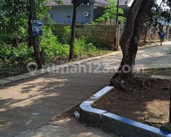 Tanah cocok untuk kontrakan,kostan ,erumahan daeran Lengkong dekat Bsd