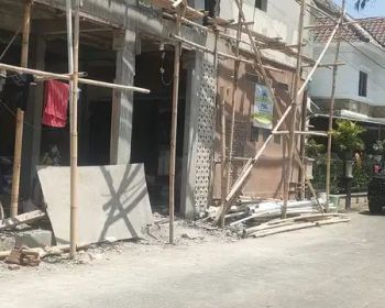 DIJUAL KOST PUTRI BANGUNAN 90% SETURAN DEPOK SLEMAN