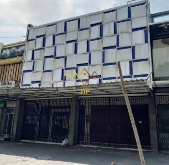 DISEWAKAN RUKO BESAR DEKAT MALL