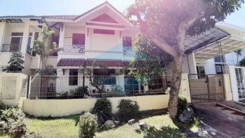 disewakan rumah villa westwood Pakuwon city