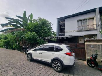 Over Contract 1 Tahun Rumah Non Furnished Area Renon