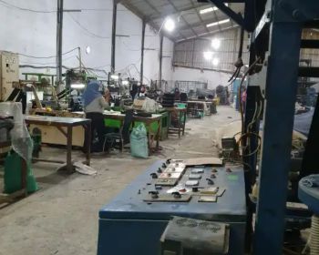 Di jual pabrik plastik di Babelan Bekasi utara