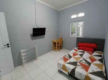 Kosan kos Kost kos-kosan Pasar minggu jatipadang Bersih