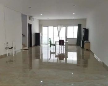 Disewakan rumah golf island pantai indah kapuk semi furnish