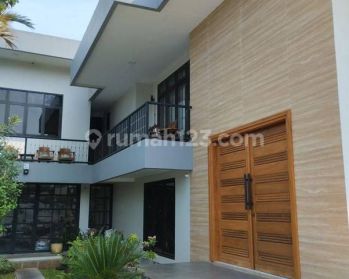 Rumah  asri, lokasi strategis, kayu putih jakarta timur