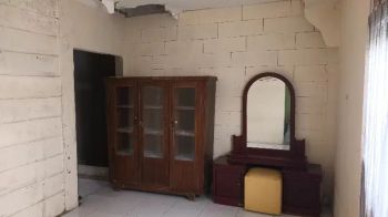 Rumah besar seperti villa di sewakan bulanan