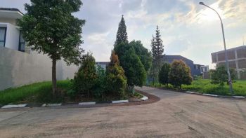 Jual Tanah Hoek di Setra Duta Dago Grande Bandung