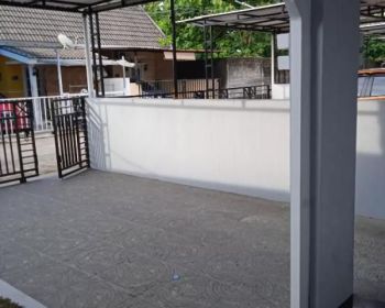 Di sewakan rumah  bagus di wedomartani  lingkungan kavling muslim