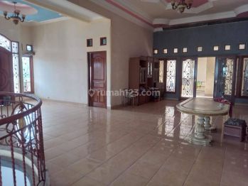 Rumah Hoek 2lt Di Metland Menteng Cakung Jakarta Timur