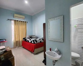 DIJUAL RUMAH TERAWAT LOKASI STRATEGIS MUDAH AMAN DAN CANTIK JUAL CEPAT