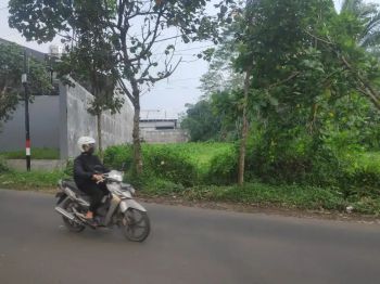 Dijual tanah cocok untuk gudang poros 0 karangduren