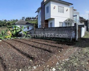 Tanah View Setiabudi Regency di Bandung