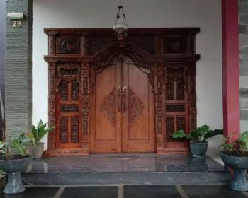 Dijual Rumah Pinggir Jalan Cimahi