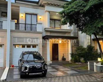Rumah Mewah Dengan Kolam Renang Dekat Mal Aeon BSD
