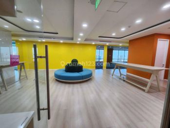 Disewakan Ruang Kantor Soho Capital Podomoro City, Kondisi Fitted