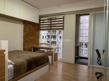 Sewa  Apartemen Landmark 1 BR Terawat Siap Huni