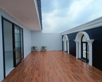 Rumah Mewah Eropa Classic Siap Huni Dalam Perumahan Pesanggrahan