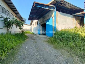 Pabrik Dijual Lokasi Strategis di Cibaligo