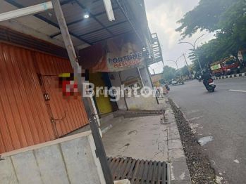 Rent Ruko: RUKO LUAS EKONOMIS