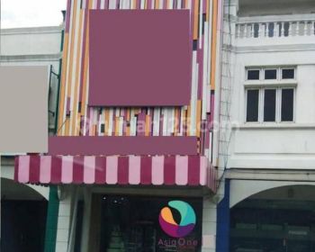 Ruko 2 lantai siap usaha di lokasi strategis