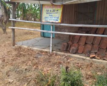 Tanah 10x20 + Ada Rumah Gubuk